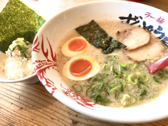 ラー麺ずんどう屋のラーメン